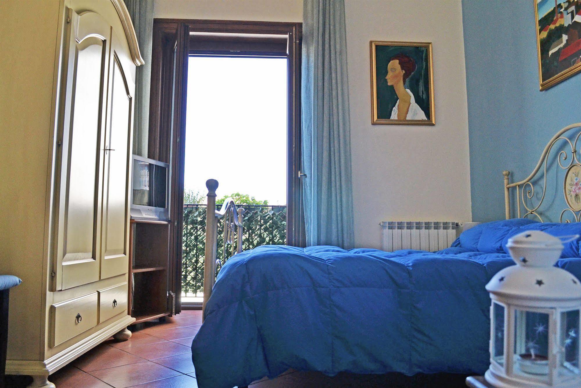 B&B Casa Degli Artisti Palermo Luaran gambar