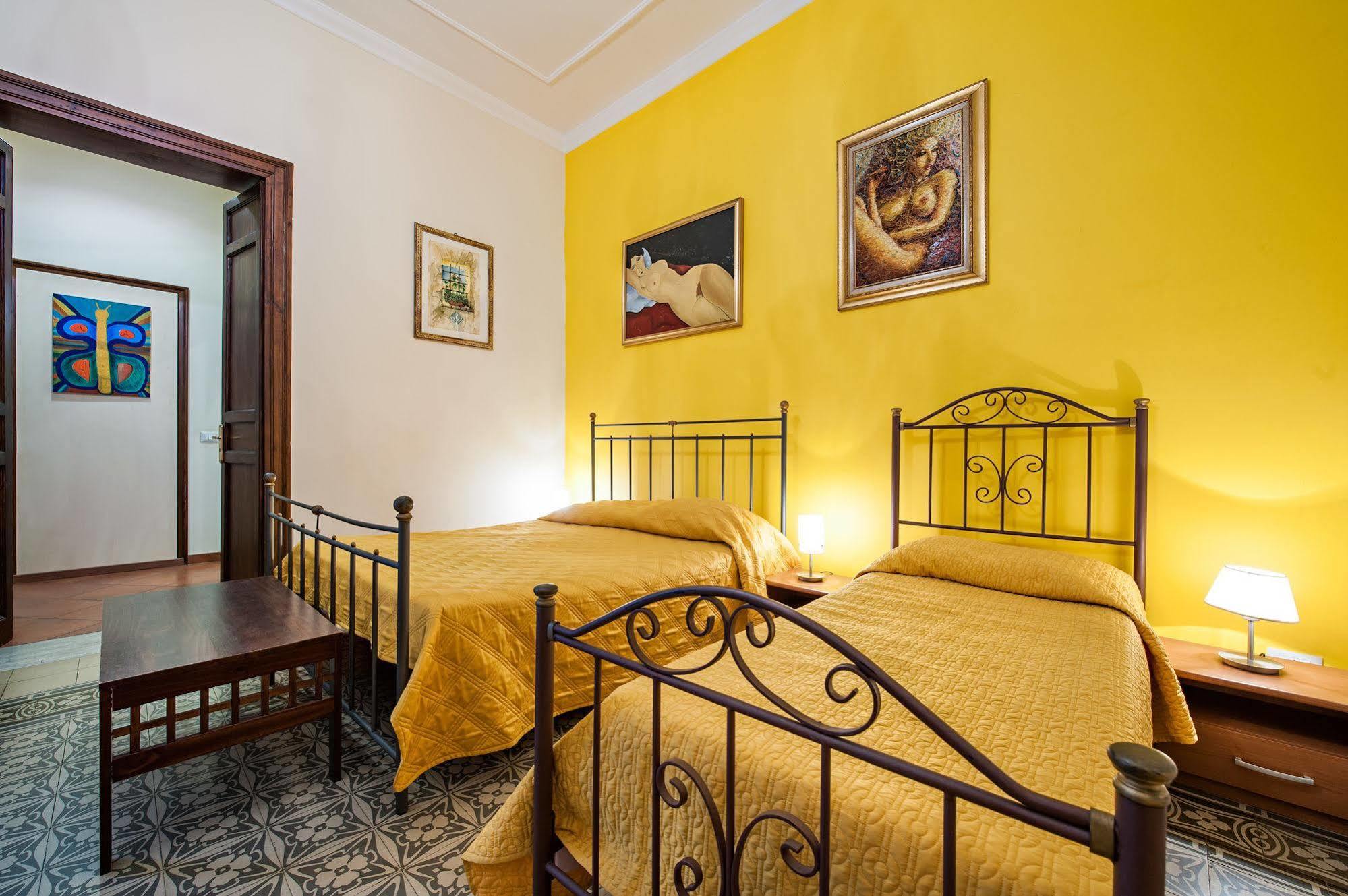 B&B Casa Degli Artisti Palermo Luaran gambar